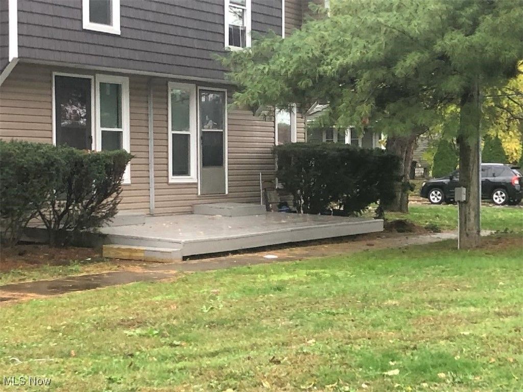 Photo of 595 Dayton Street #11, Akron, OH 44310 (MLS # 5174017)