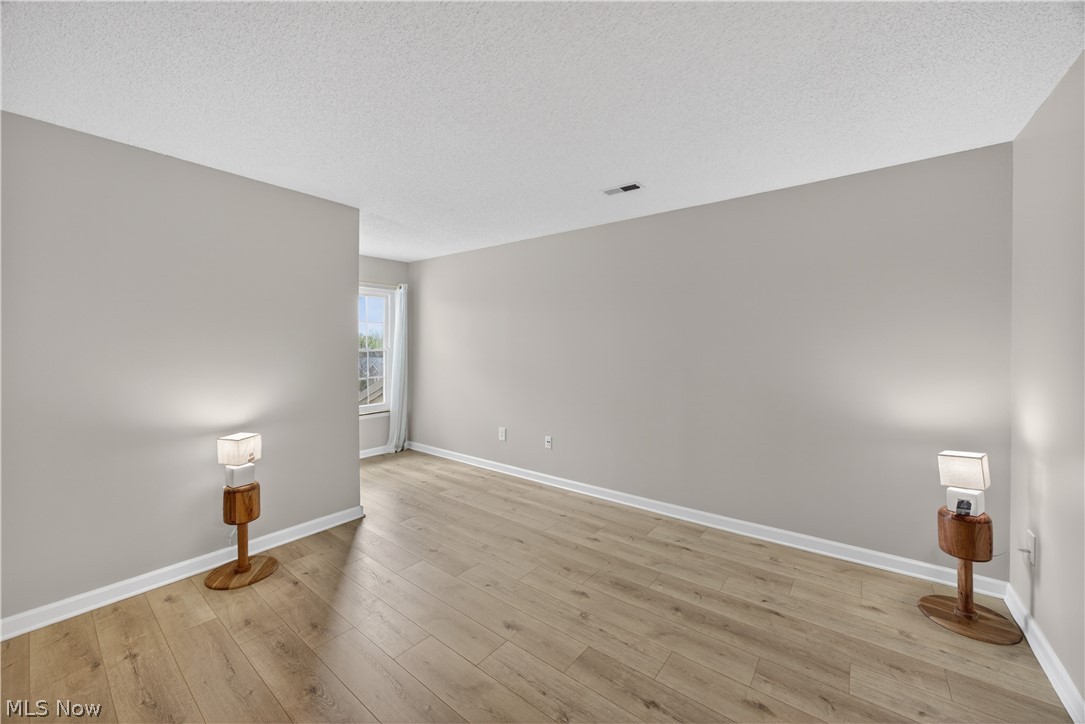 Fox Hollow/Woodhawk Condo - Residential