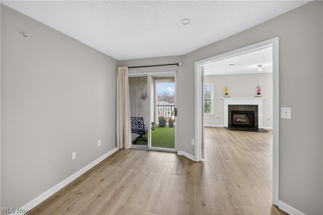 Fox Hollow/Woodhawk Condo - Residential