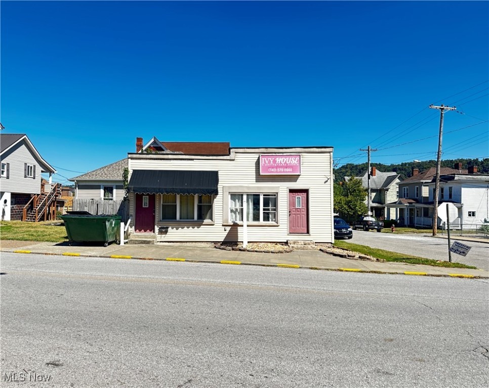 654 S Zane Highway