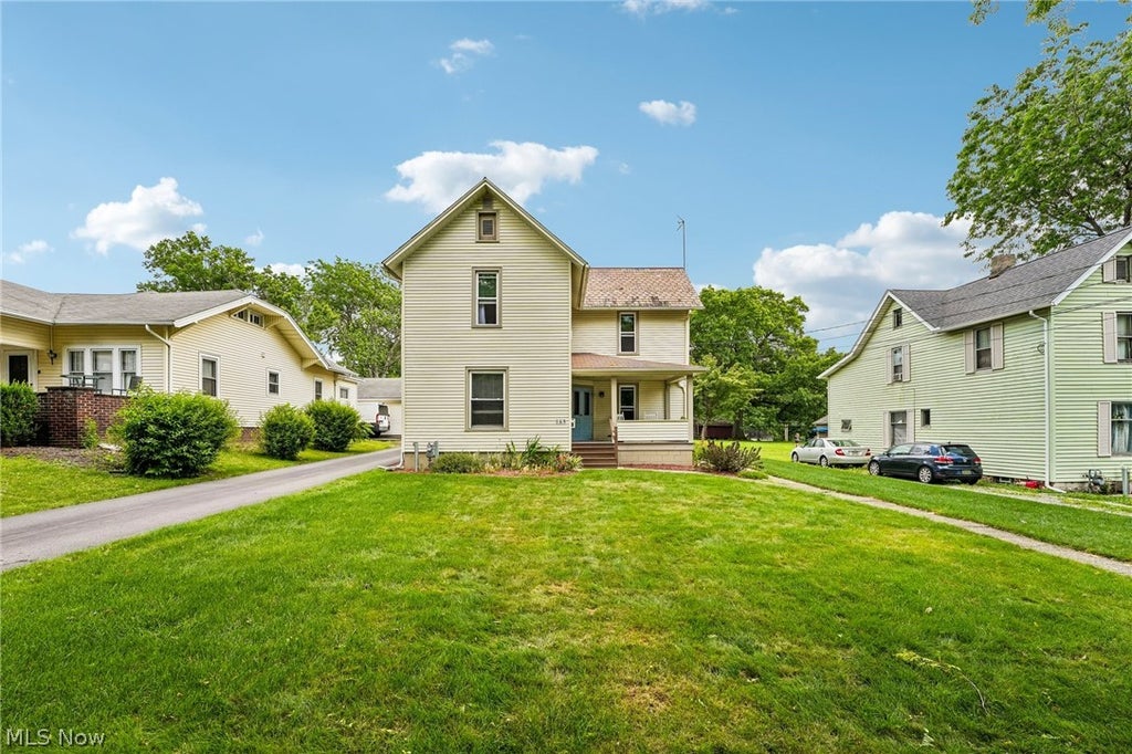 Photo of 169 Walnut Street, Leetonia, OH 44431 (MLS # 5221099)