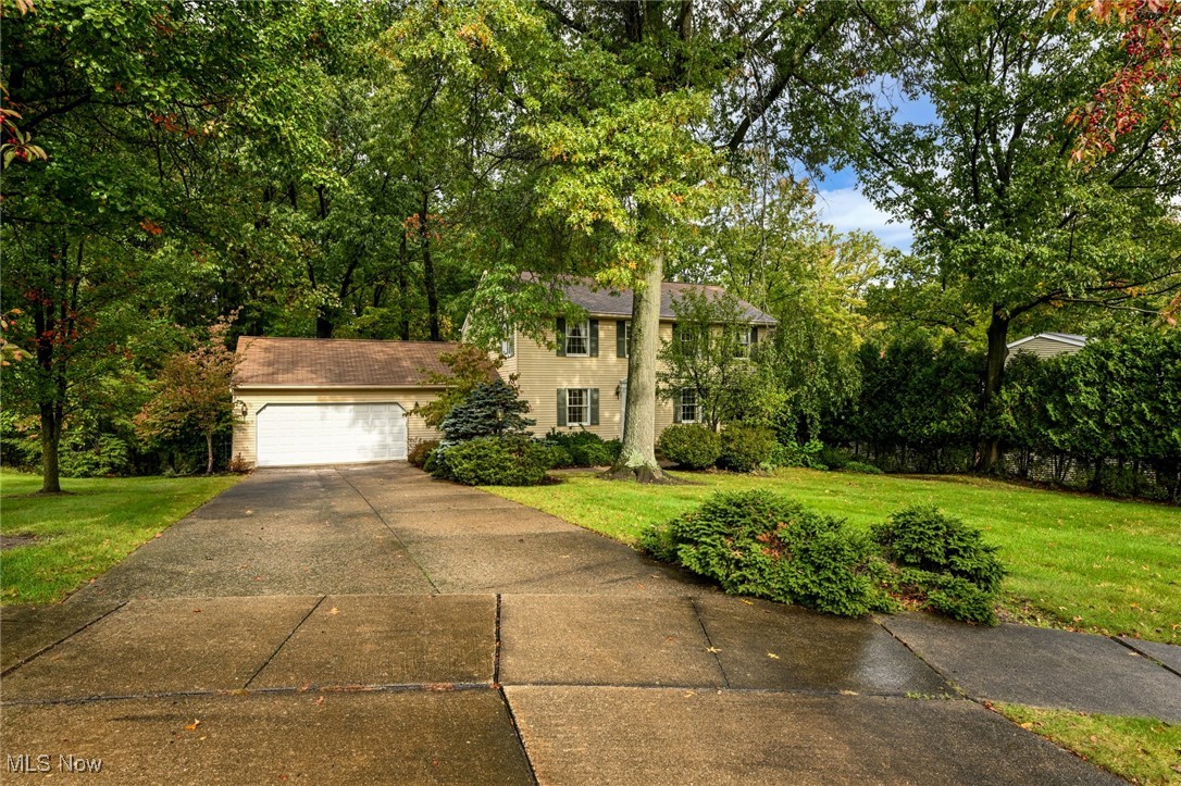 10236 Log Cabin Court, Brecksville, Ohio image 4