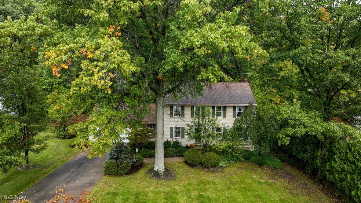 10236 Log Cabin Court, Brecksville, Ohio image 3