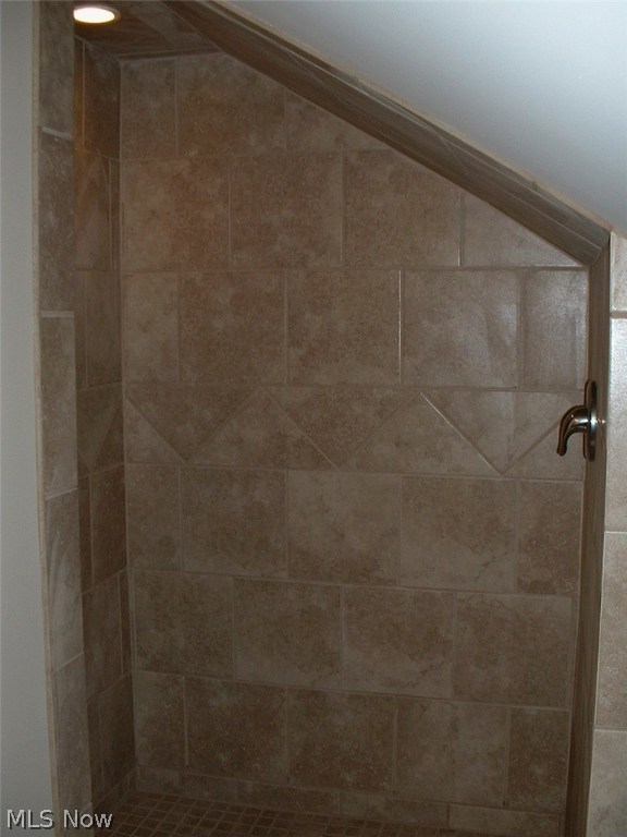 Lorain Woods - Residential