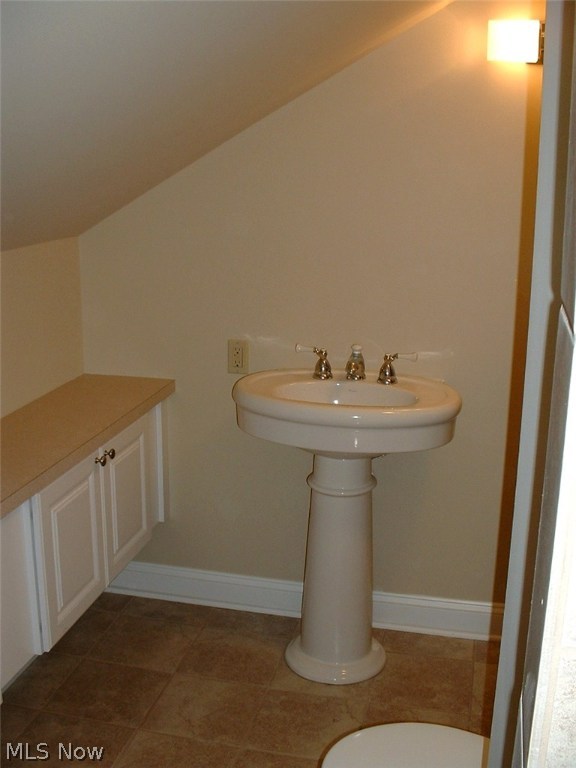 Lorain Woods - Residential