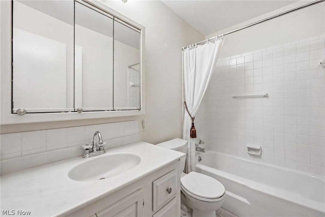 Eaglewood Acres - Residential