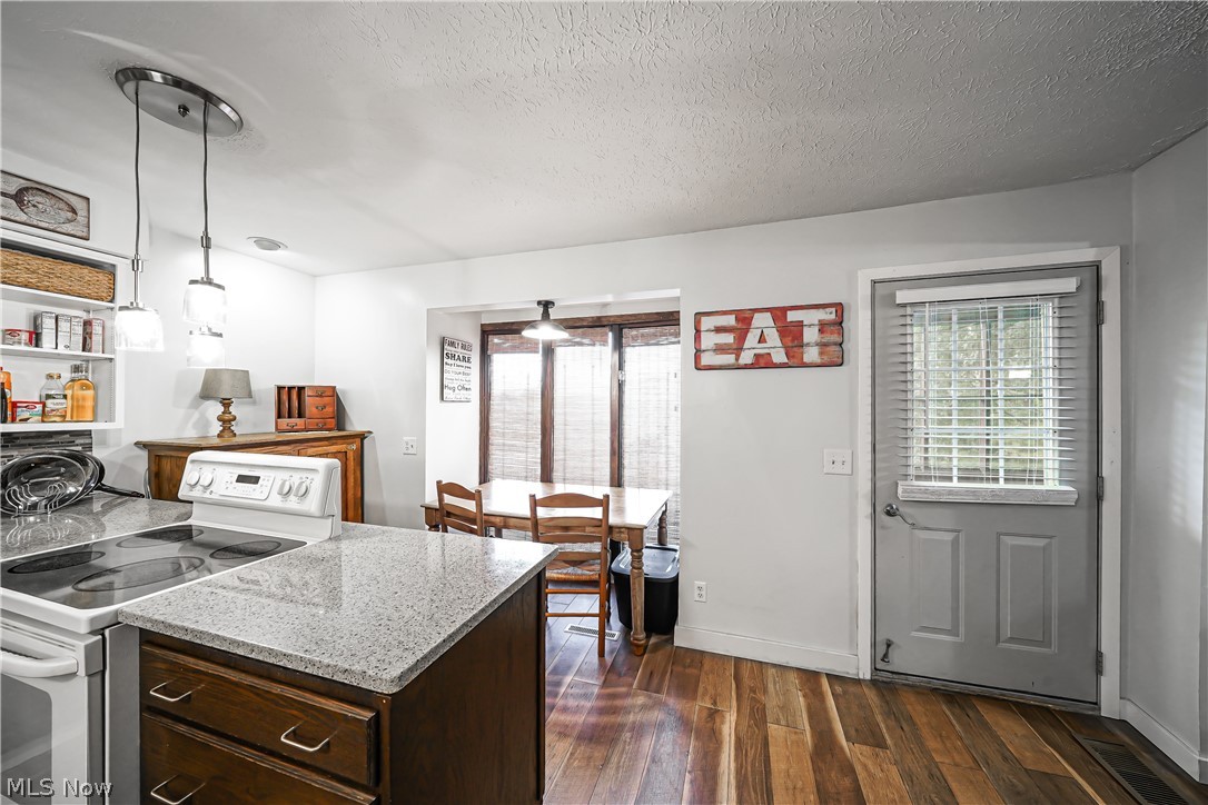 Wyoga Lake Park - Residential