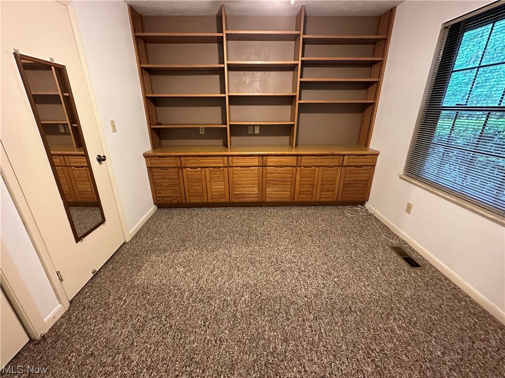 Forest Huntington Woods Condo - Residential