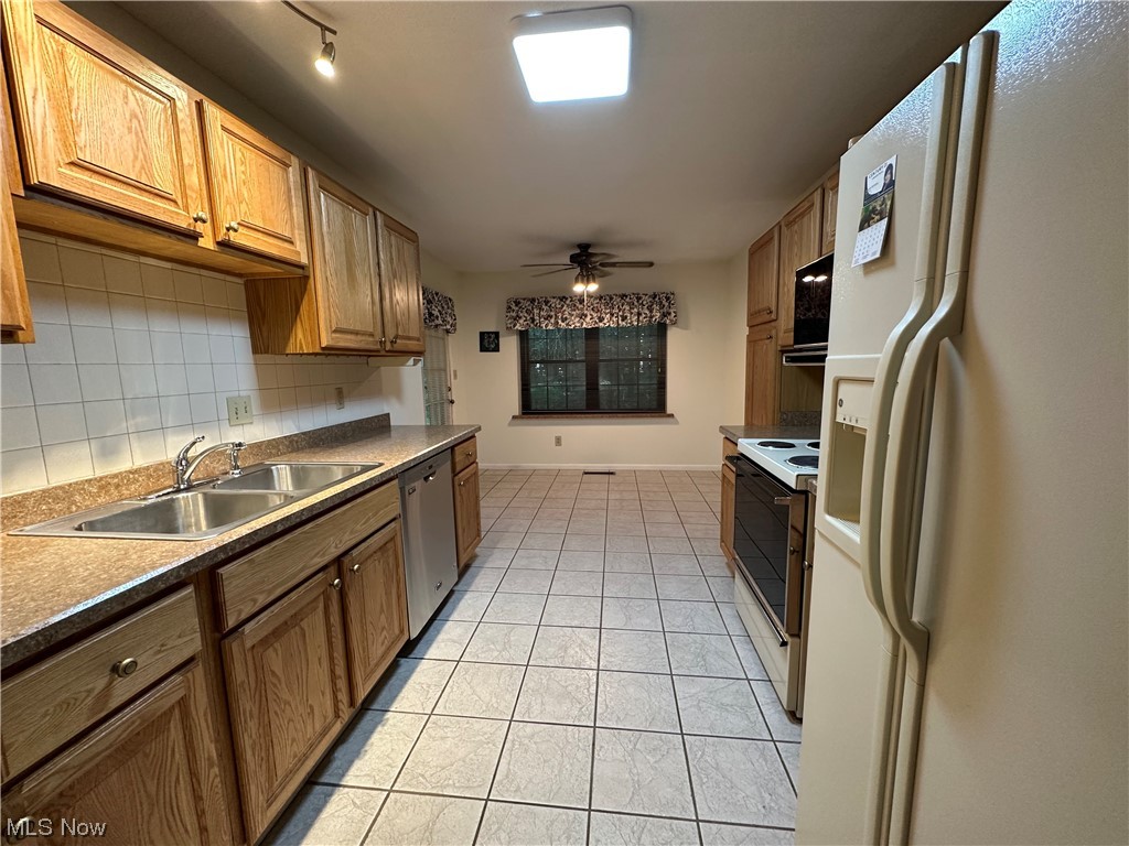 Forest Huntington Woods Condo - Residential