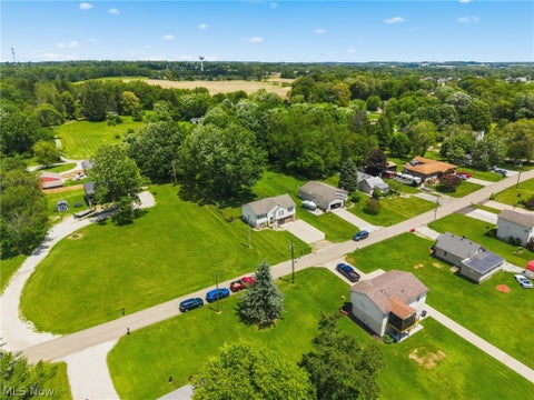 Tiny photo for 6055 Apple Street, Louisville, OH 44641 (MLS # 5221574)