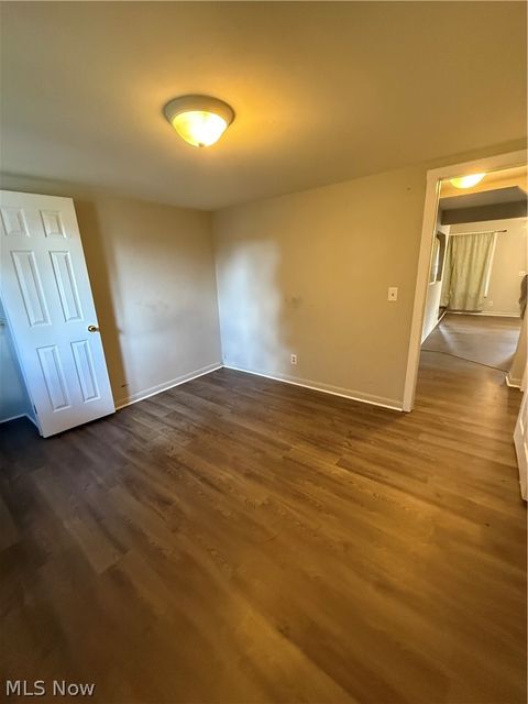 Tiny photo for 39 W 2nd Street #B, Frazeysburg, OH 43822 (MLS # 5221517)