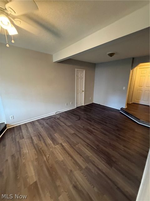 Tiny photo for 39 W 2nd Street #B, Frazeysburg, OH 43822 (MLS # 5221517)