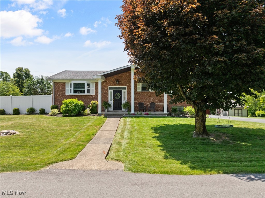 57 Della Drive, Bloomingdale, Ohio image 1