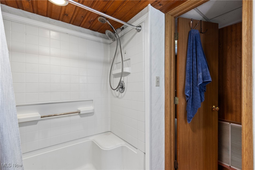 57 Della Drive, Bloomingdale, Ohio image 31