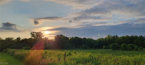 VL4 Hidden Ridge Road North Royalton OH 44133