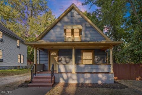 Photo for 374 Gibbs Place