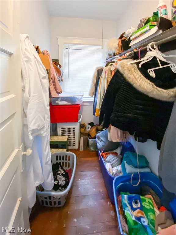 Walton Realty Companys Garfie - Residential