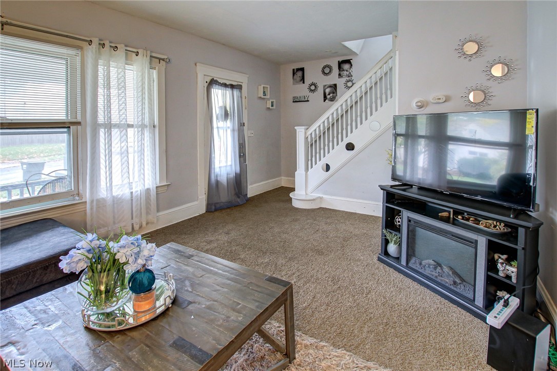 Walton Realty Companys Garfie - Residential