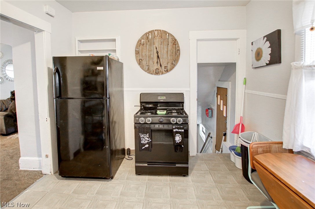 Walton Realty Companys Garfie - Residential