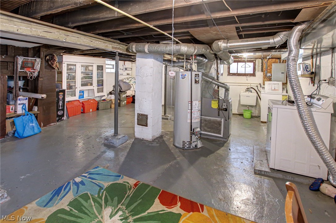 Walton Realty Companys Garfie - Residential