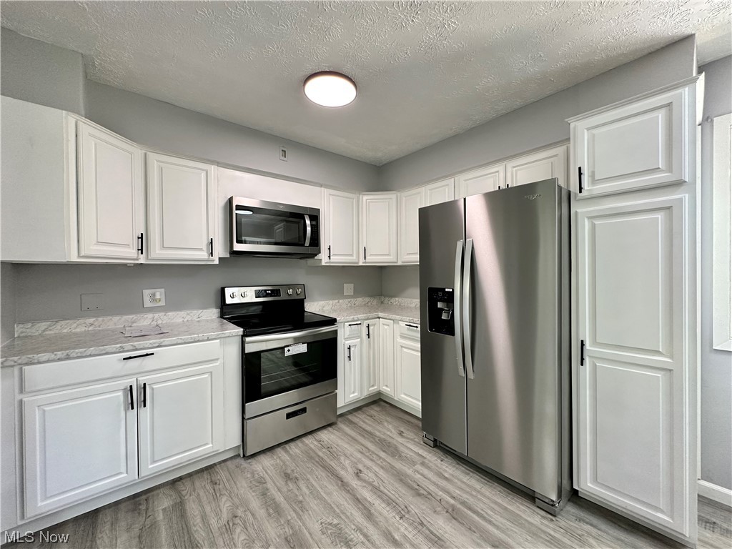 E L Cain 03 - Residential