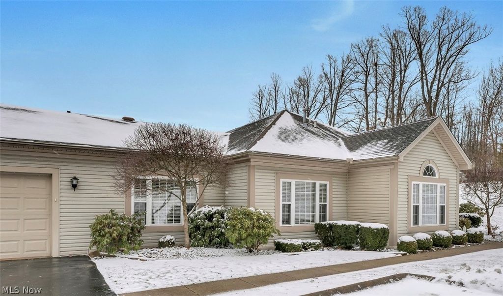 Photo of 242 Wilcox Road, Austintown, OH 44515 (MLS # 5188762)