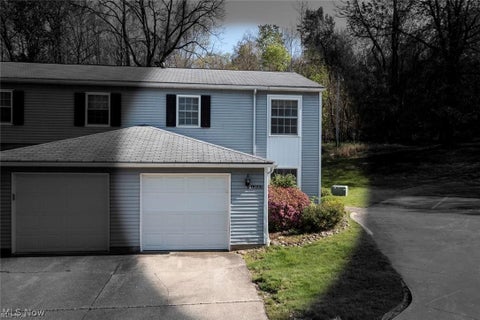 Photo for 13662 Oakbrook Drive 3662