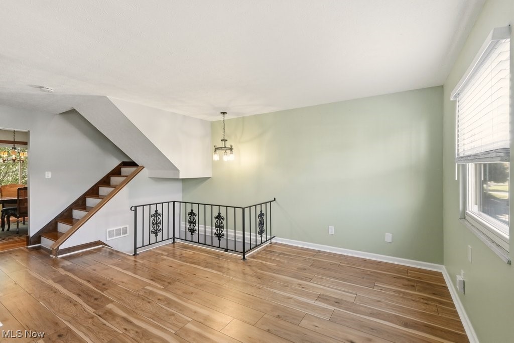 2035 Presidential E42