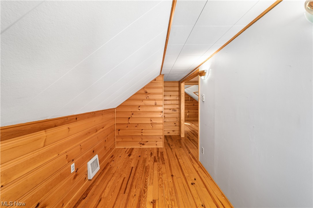 Walter H Tellings Broadfield S - Residential