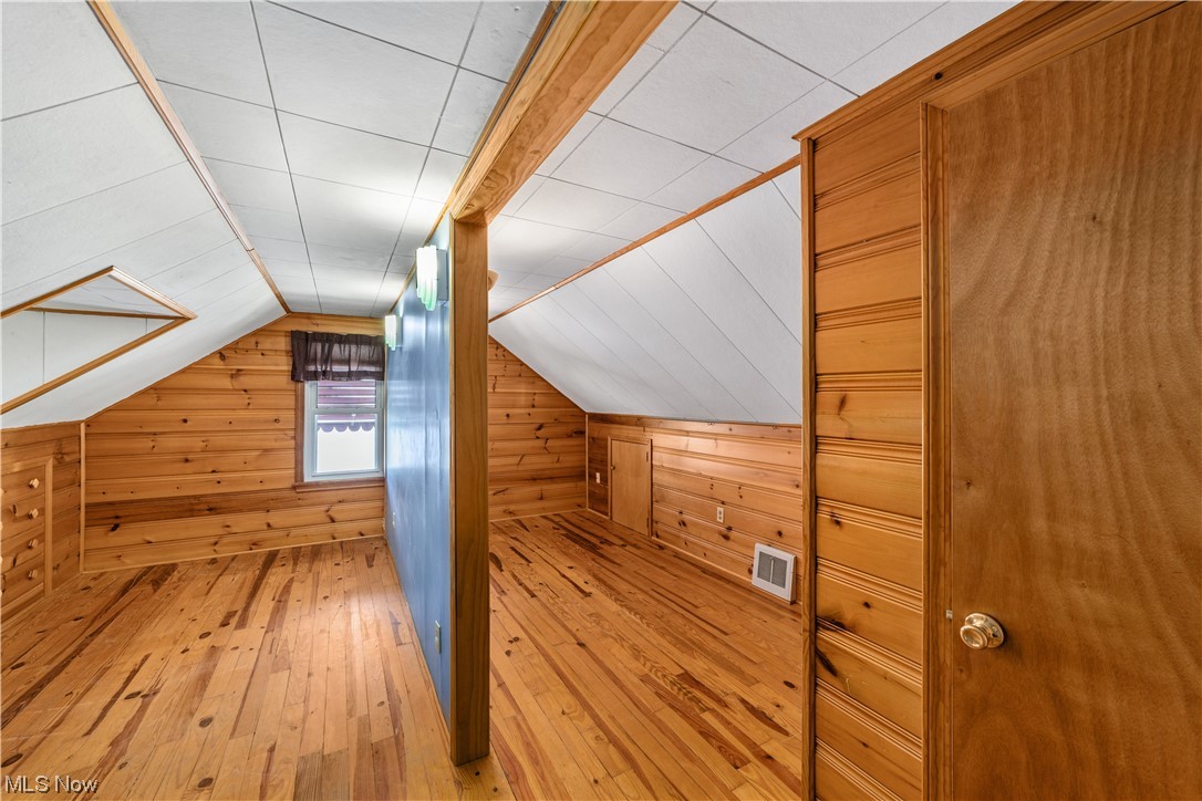 Walter H Tellings Broadfield S - Residential