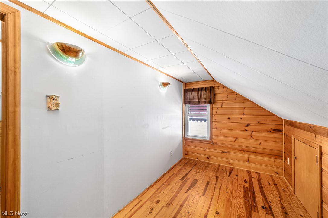 Walter H Tellings Broadfield S - Residential