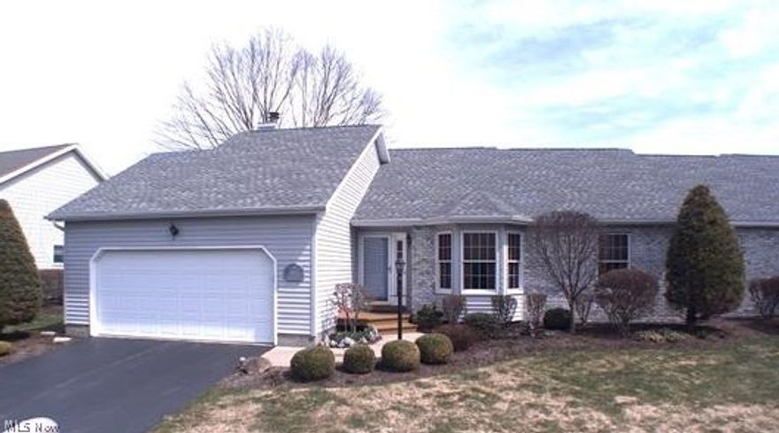 Beautiful 2 bedroom, 2.5 bath Walnut Run condo on 17th green! Spacious living room w/vaulted ceiling & fireplace, fully equipped kitchen w/breakfast bar & pantry, family room, large dining area, rec room, large laundry & half bath in basement. Great closet space. Enclosed porch overlooking the golf course.