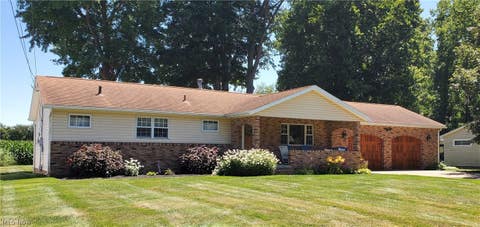 Homes For Sale - 10830 Wilma Avenue<br/> Alliance, OH 44601