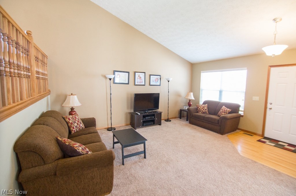 Meadow Lakes 06 - Residential