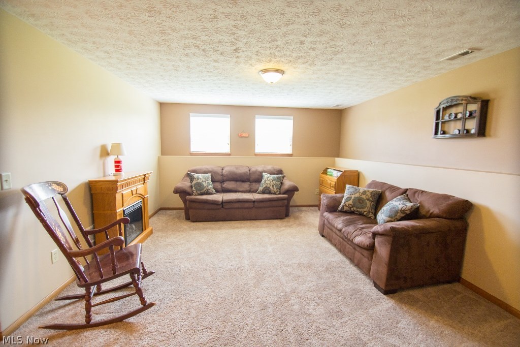 Meadow Lakes 06 - Residential