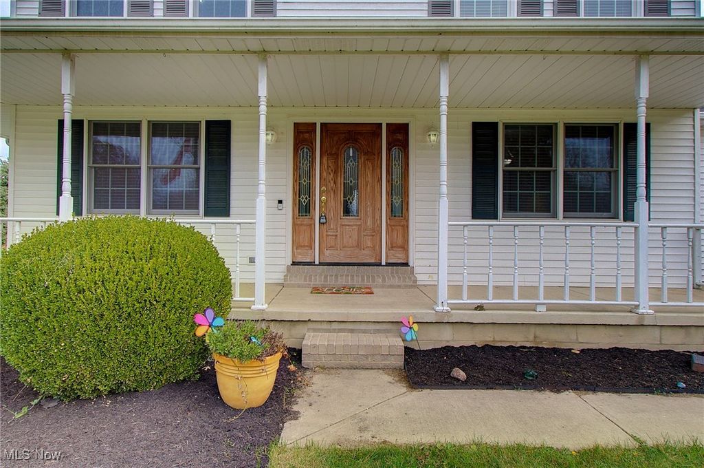 Photo of 6116 N Barnes Road N, Vermilion, OH 44089 (MLS # 5174373)