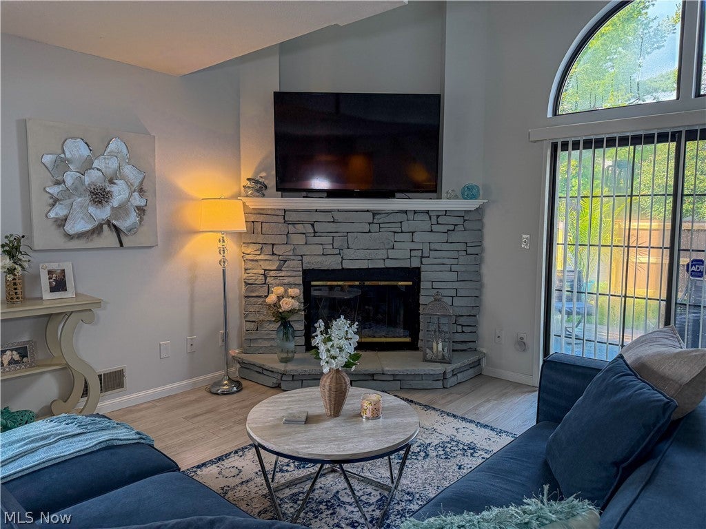 4044 Saint Andrews Court 3