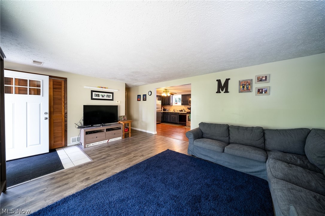 Briar Root Manor - Residential