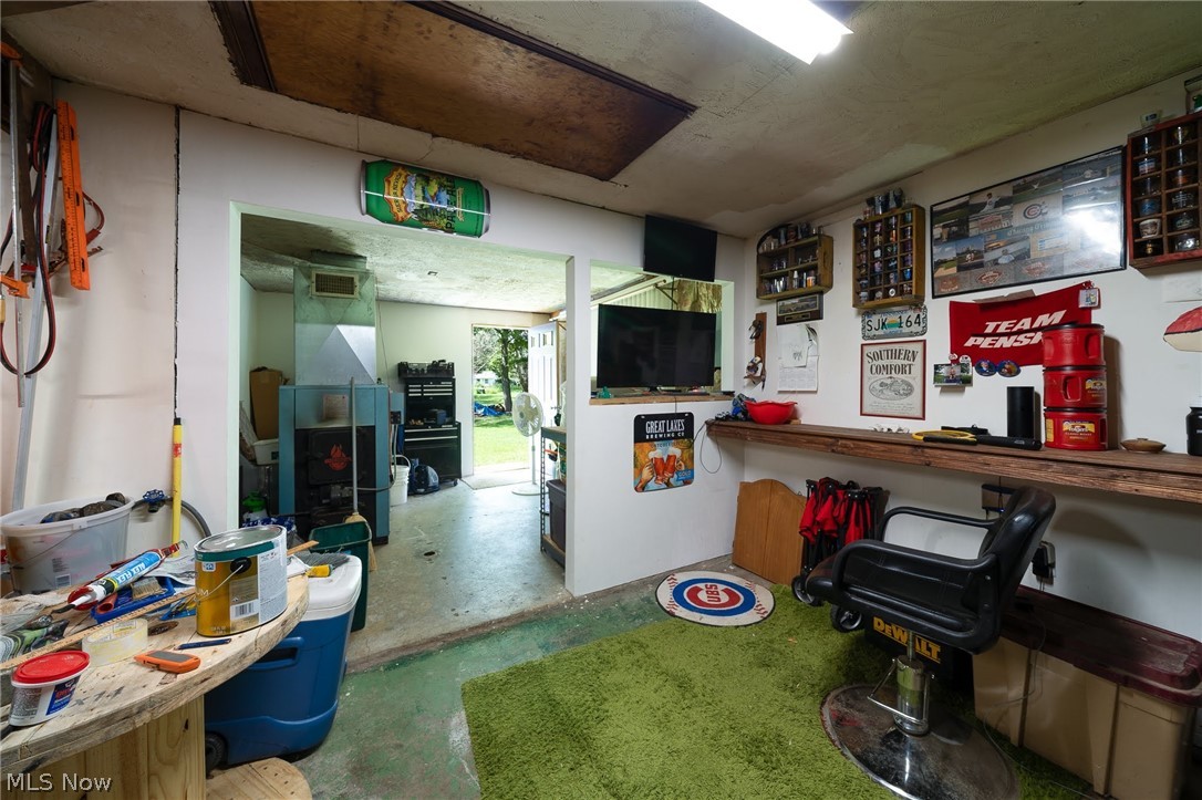 Briar Root Manor - Residential