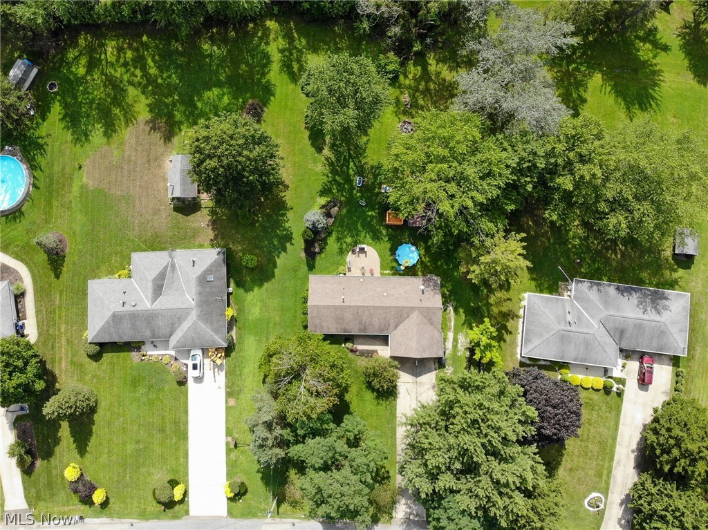 Briar Root Manor - Residential