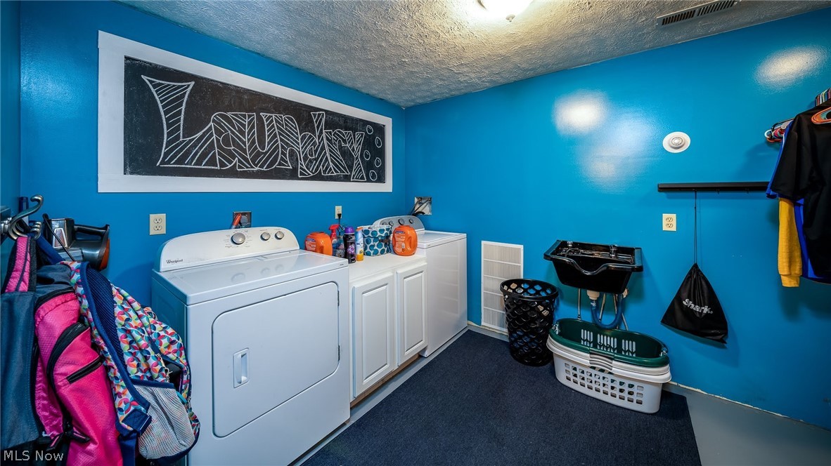 Briar Root Manor - Residential