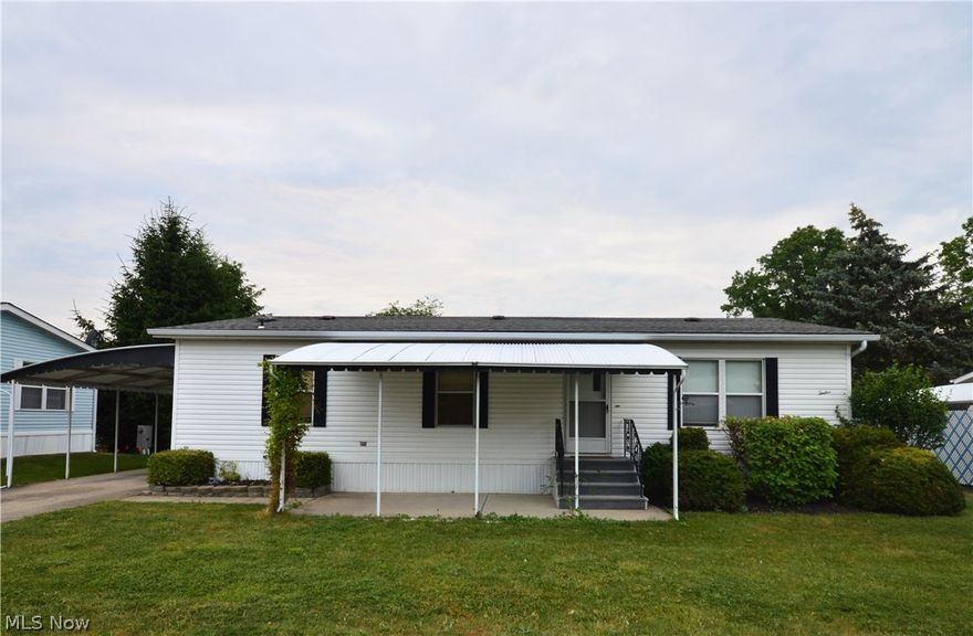 Nice Schult, Lynbrooke Model, Double-wide, 1991 Manufactured Home, Offers 1056 Sf. 2 Bdrms, 2 Baths. Open Floorplanwith Formal Dining. All Appliances, All Electric Home. New Roof 2008, New Furnace 2013 Heat Pump 2 years old. All Located On Very Nice Street. Columbia Park is an age specific community. Monthly Fee is for Lot Rental.