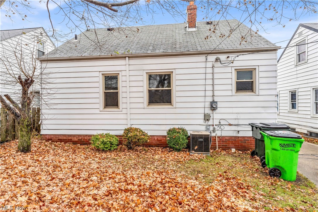 Suburdan Dev Cos Crofton Over - Residential Lease