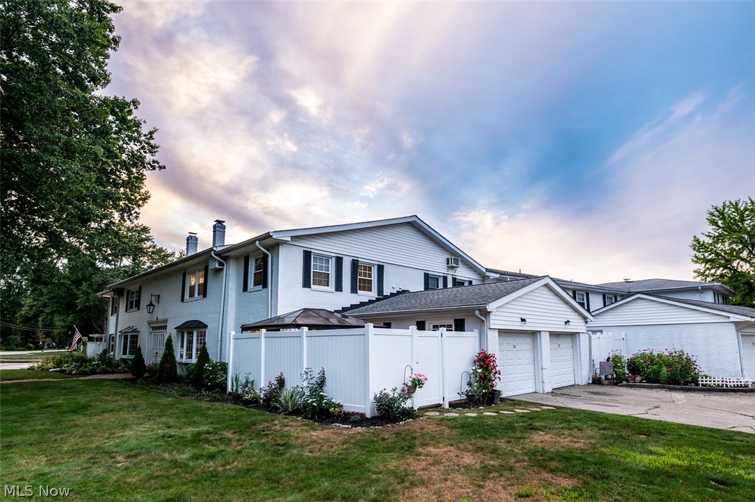 Meadowlawn Condo - Residential