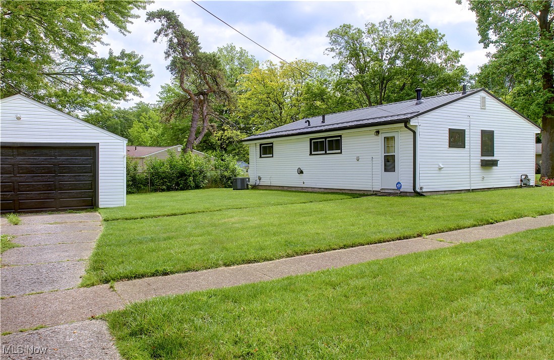 Oakwood Park 01 - Residential