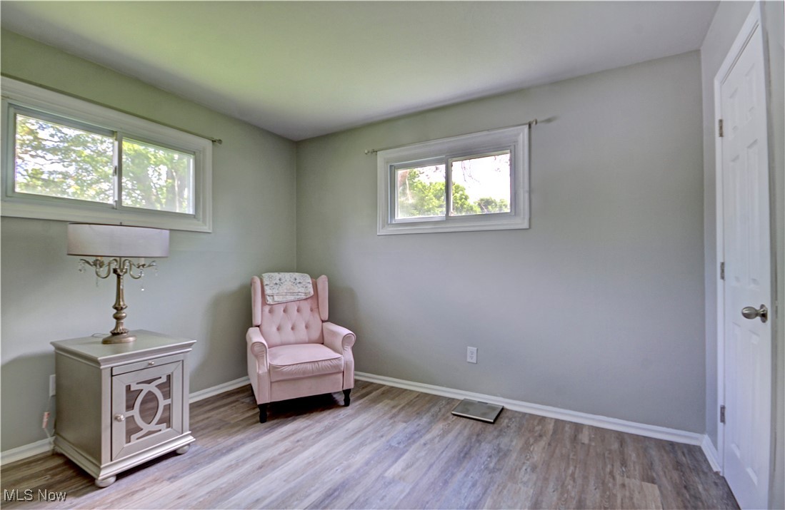 Oakwood Park 01 - Residential