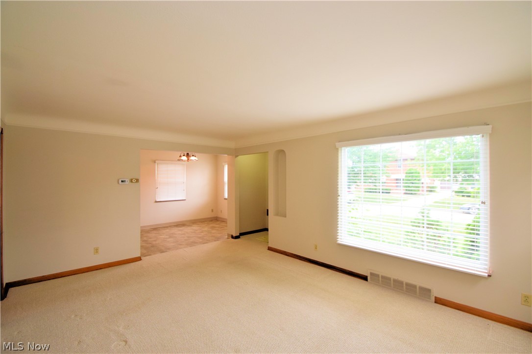 Broadview Road Sub/W T Mallos - Residential