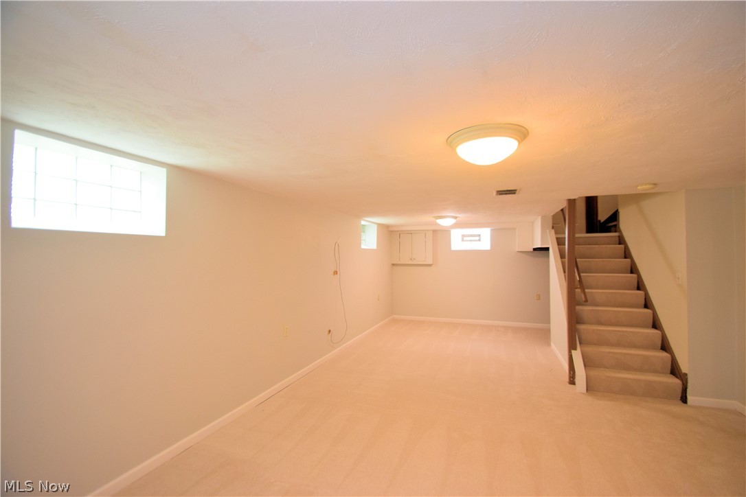 Broadview Road Sub/W T Mallos - Residential