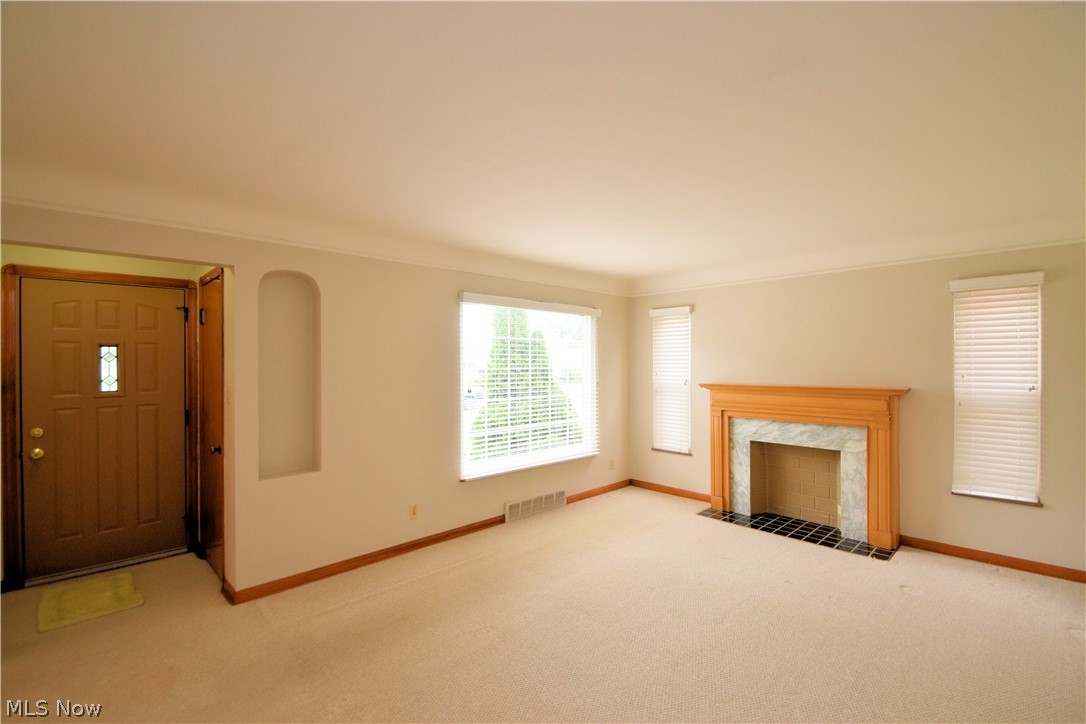 Broadview Road Sub/W T Mallos - Residential