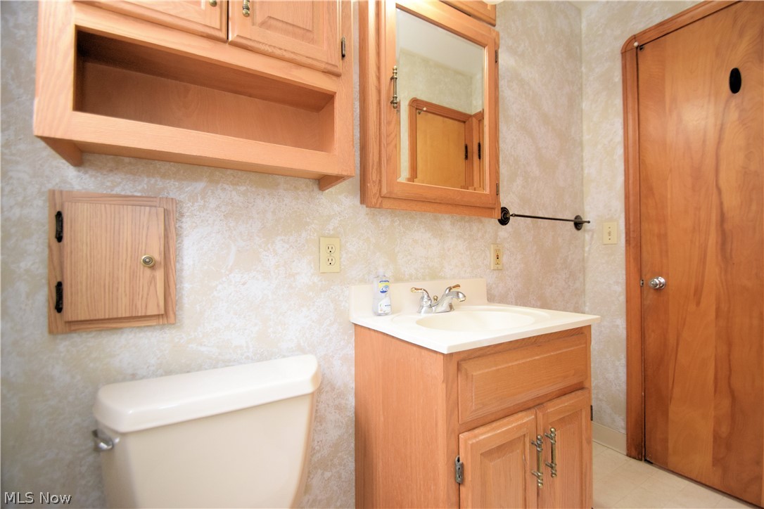 Broadview Road Sub/W T Mallos - Residential